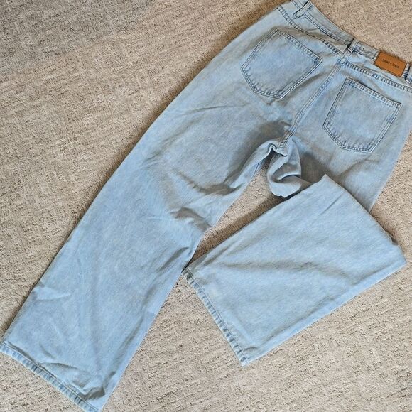 Saint +Sofia | Wide Leg Jeans - Picture 11 of 12